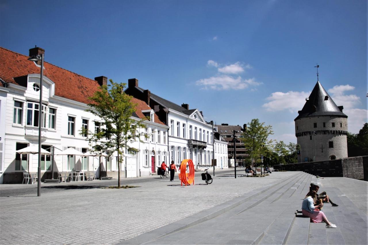 Broel4 Panzió Kortrijk Kültér fotó